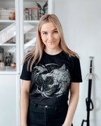 Imagen del producto Camiseta con emblema de lobo para fans de Witcher, negra