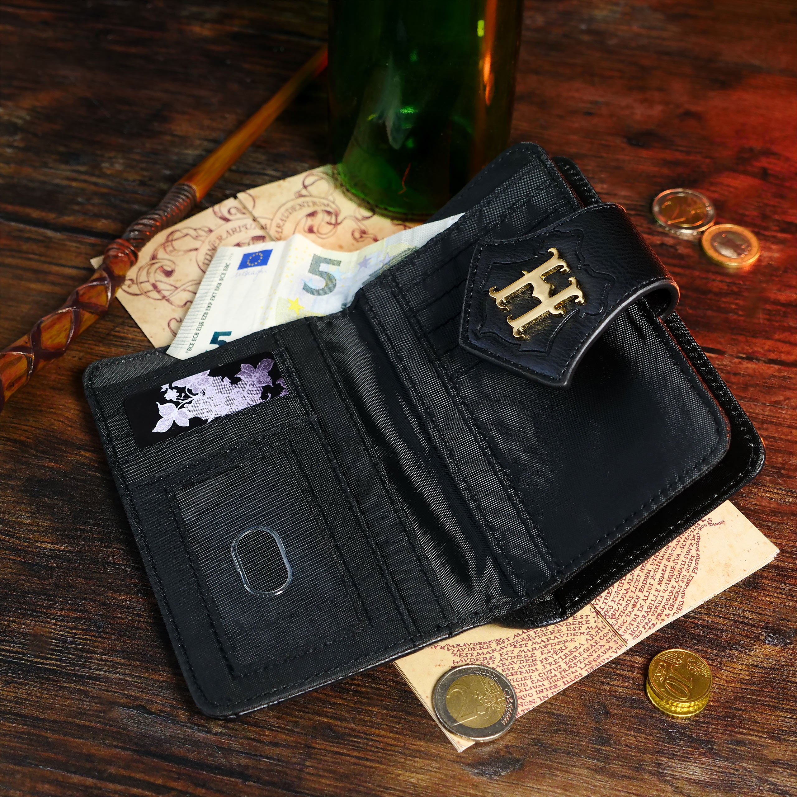 Product image Harry Potter - Hogwarts School Wallet Black