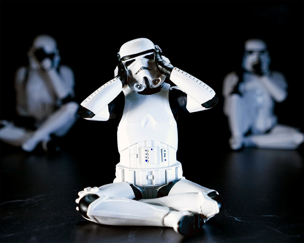Imagen del producto Figura Original Stormtrooper Don't Hear 10cm