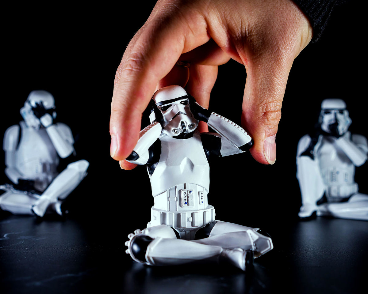 Imagen del producto Figura Original Stormtrooper Don't Hear 10cm