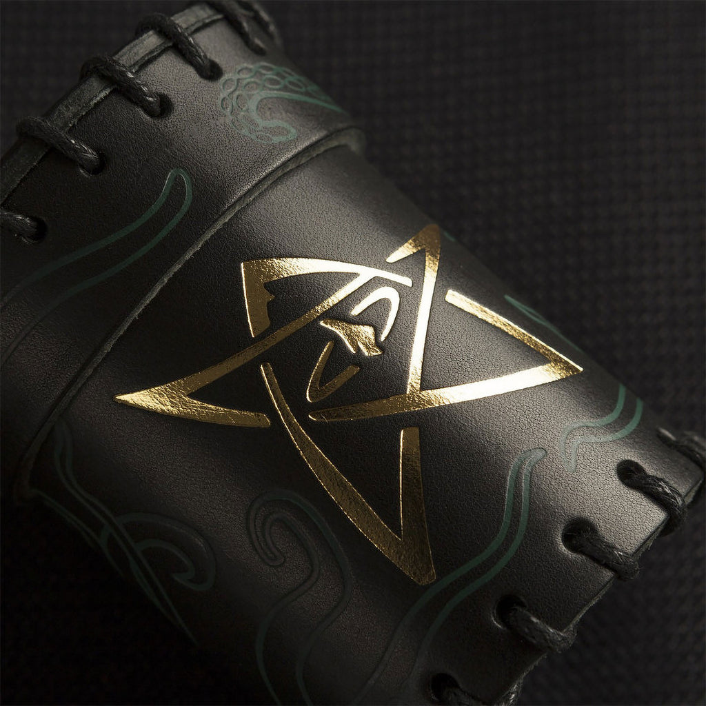 Imagen del producto Call of Cthulhu RPG Vaso para Dados Elder Sign Negro
