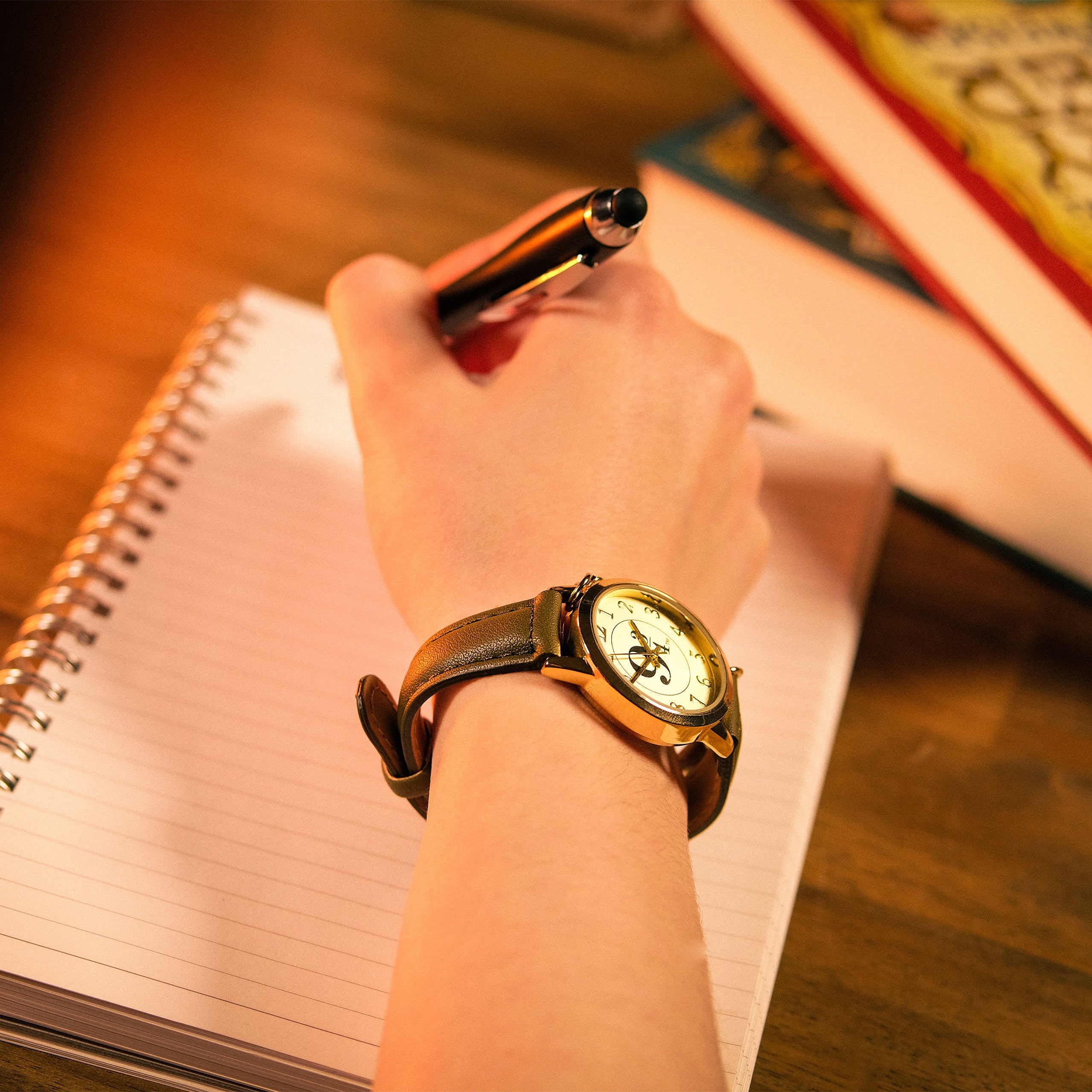 Imagen del producto Harry Potter - Reloj de pulsera 9 3/4 con encantos