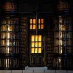 Imagen del producto Réplica Miniatura de la Tienda Borgin & Burkes con Iluminación - Harry Potter