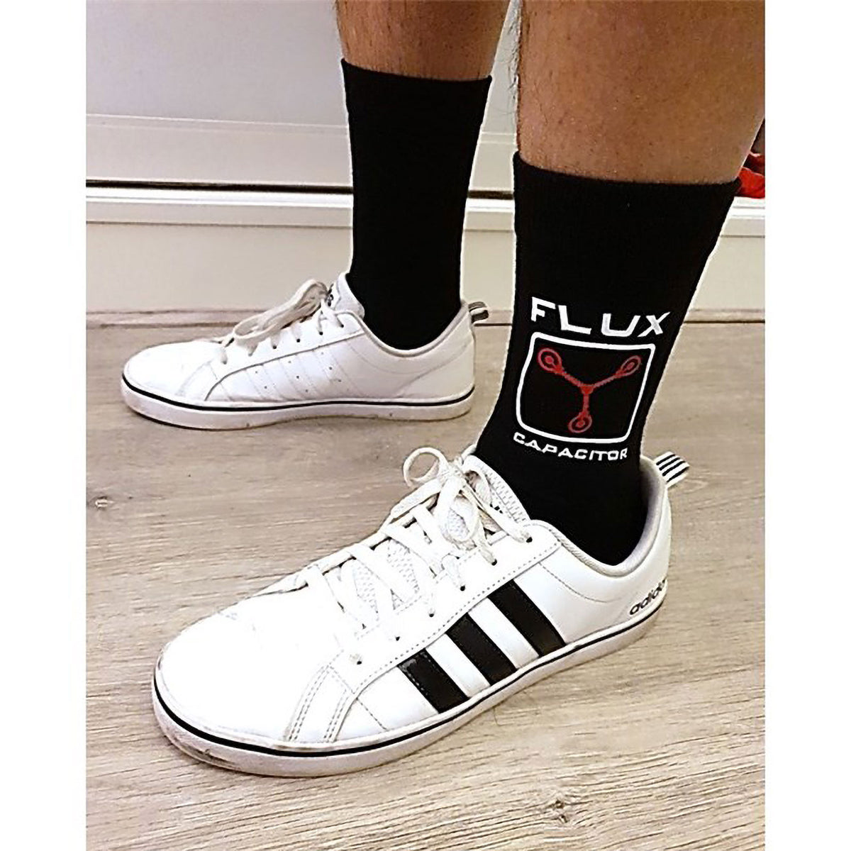 Imagen del producto Regreso al Futuro - Set de Calcetines y Taza Flux Capacitor