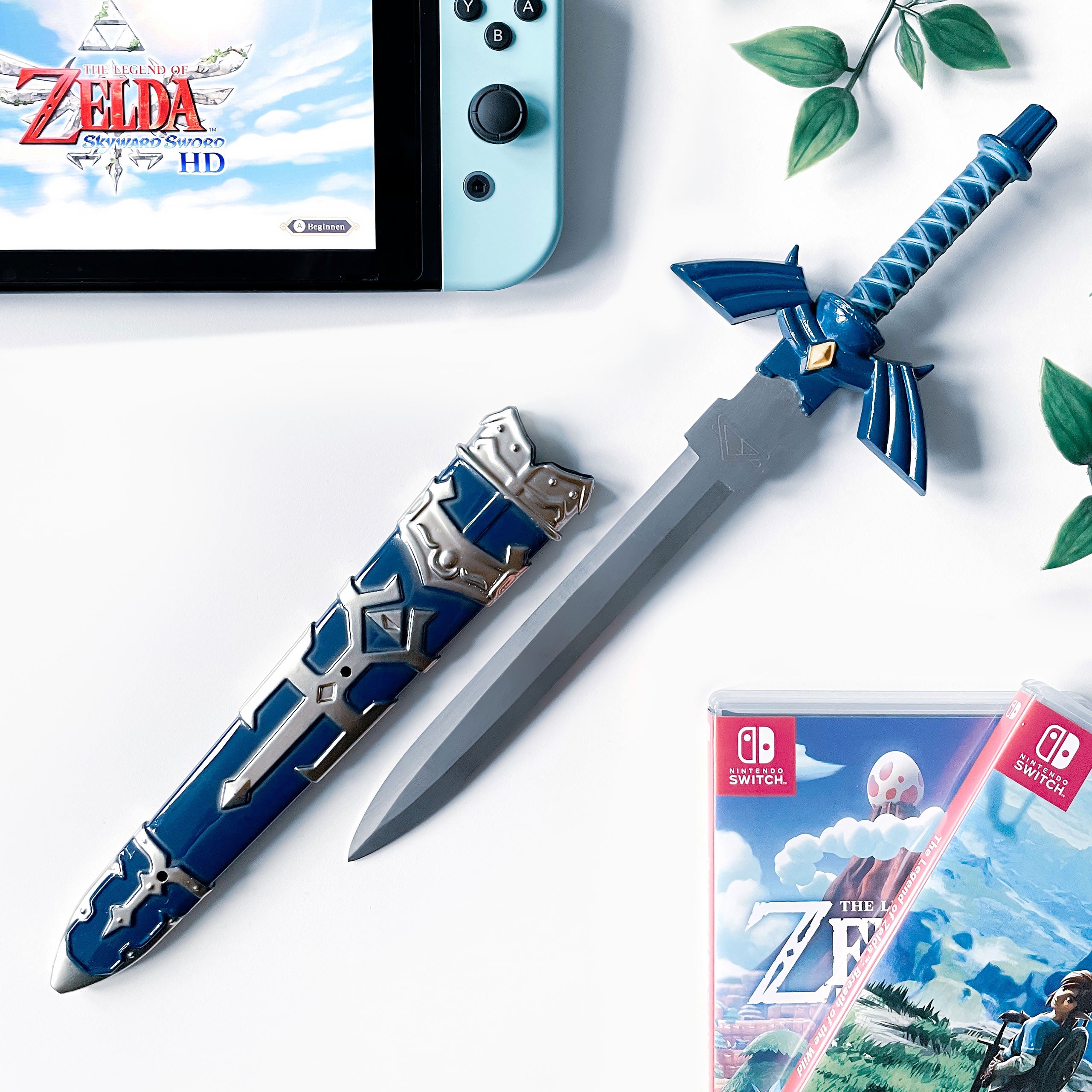 Imagen del producto Réplica en miniatura de la Espada Maestra con vaina para fans de Zelda