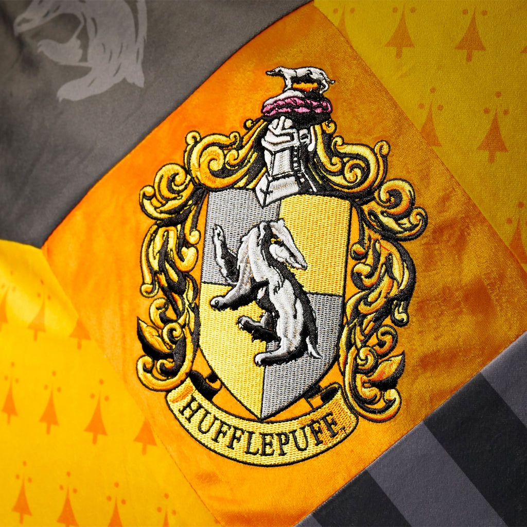 Imagen del producto Harry Potter - Almohada Hufflepuff con borlas deluxe