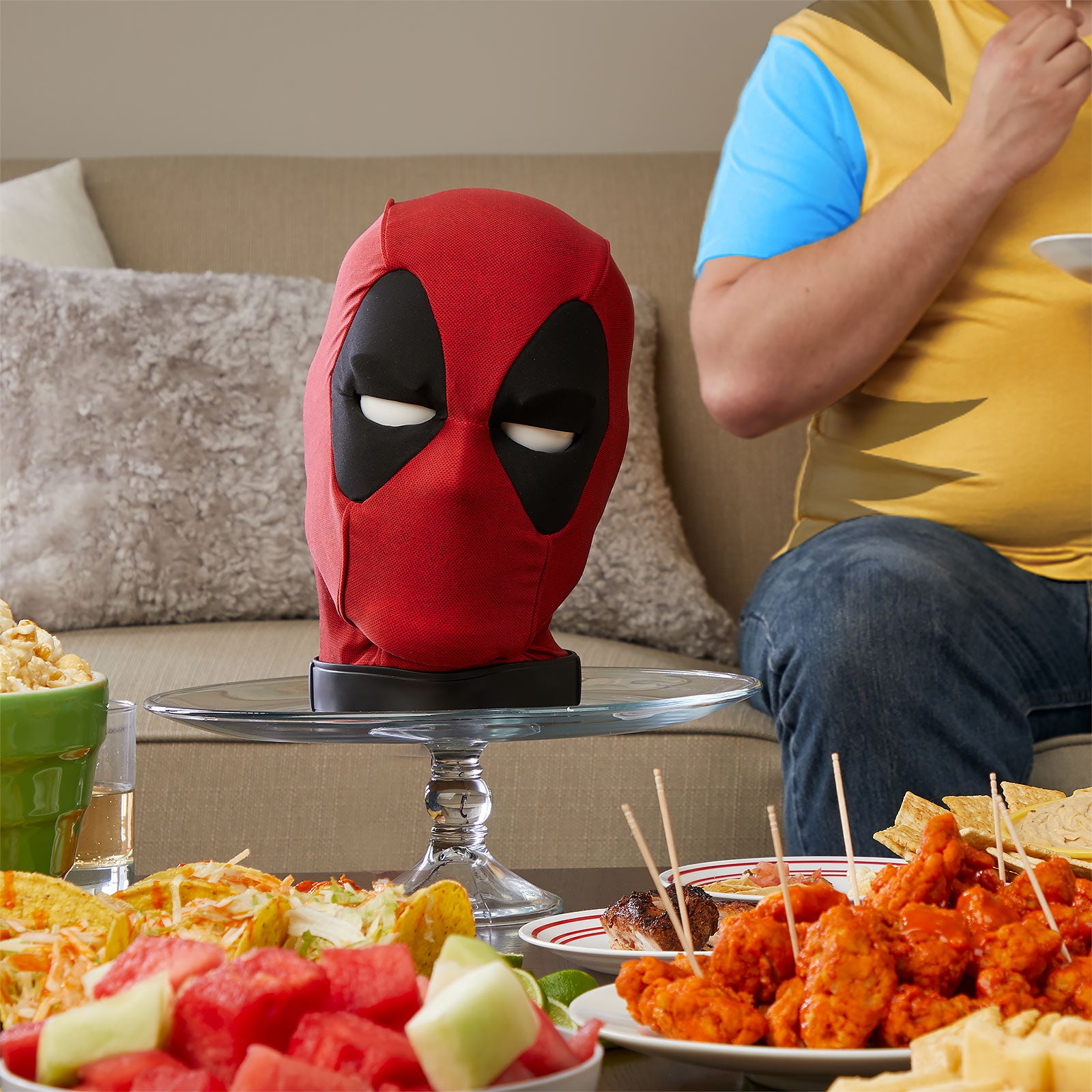 Product image Deadpool - Interactive Premium Head 28 cm