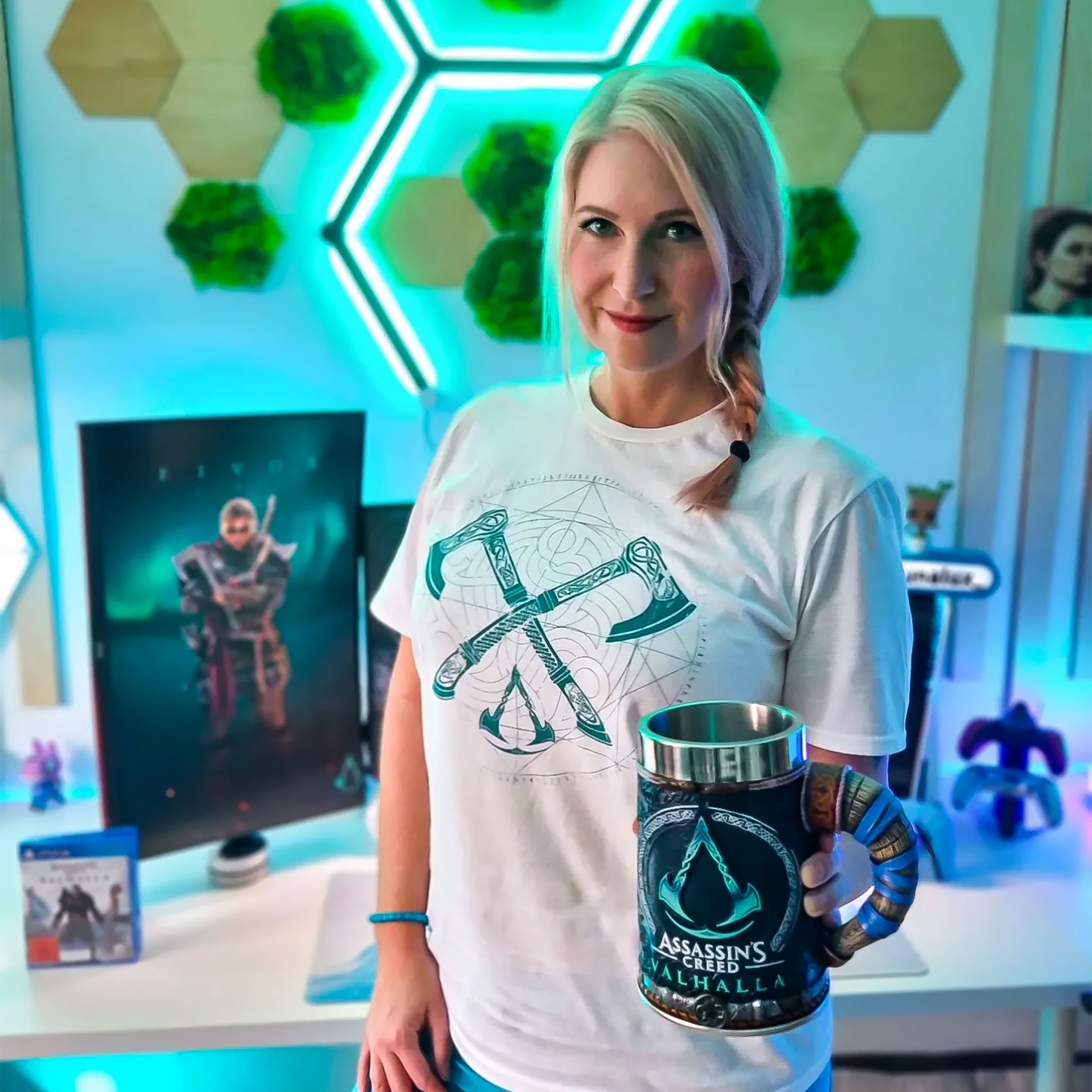 Product image Assassin's Creed - Valhalla Logo Mug deluxe