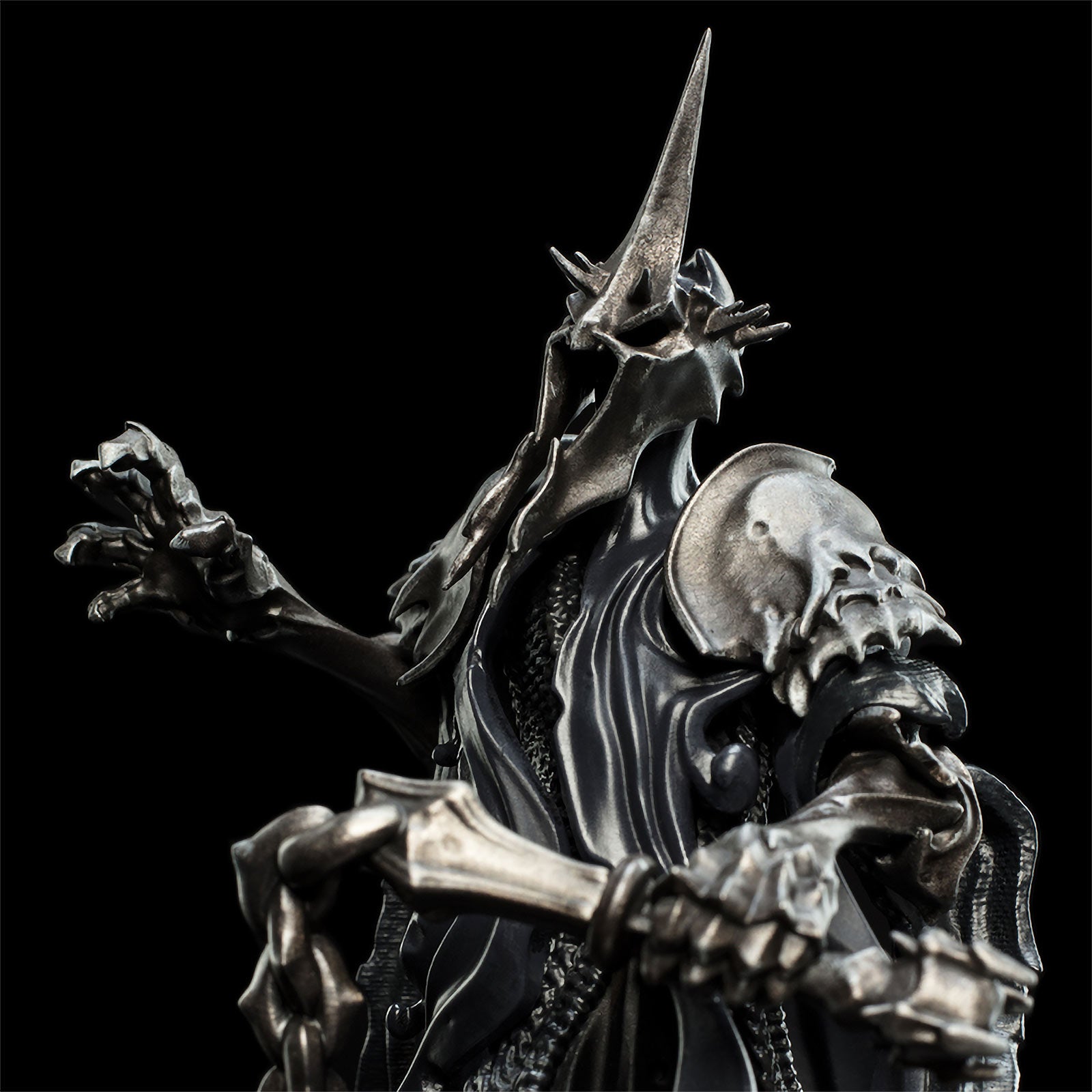 Imagen del producto El Señor de los Anillos - Figura Mini Epics del Rey Brujo de Angmar