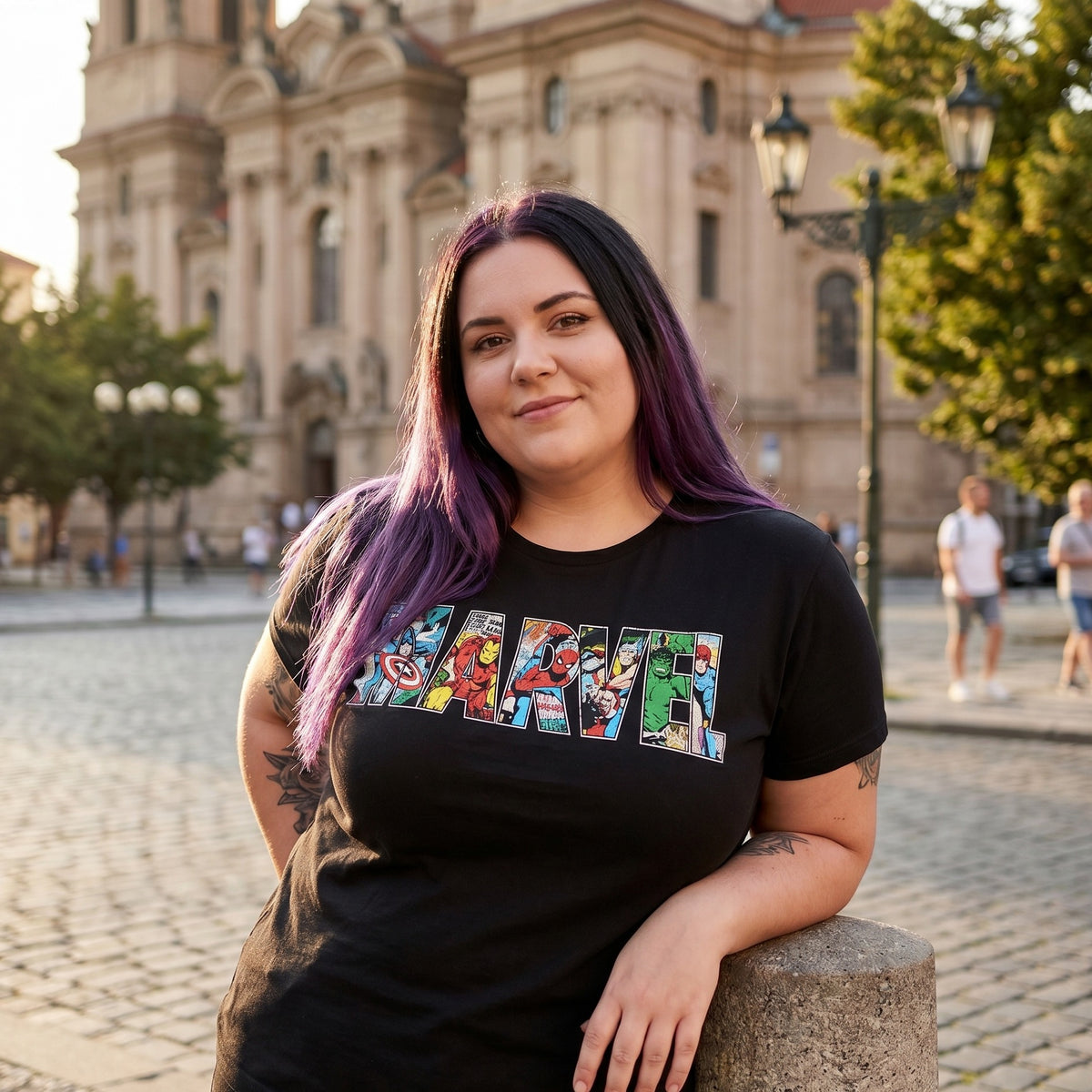 Imagen del producto Marvel - Camiseta negra con logo de Comic Strip