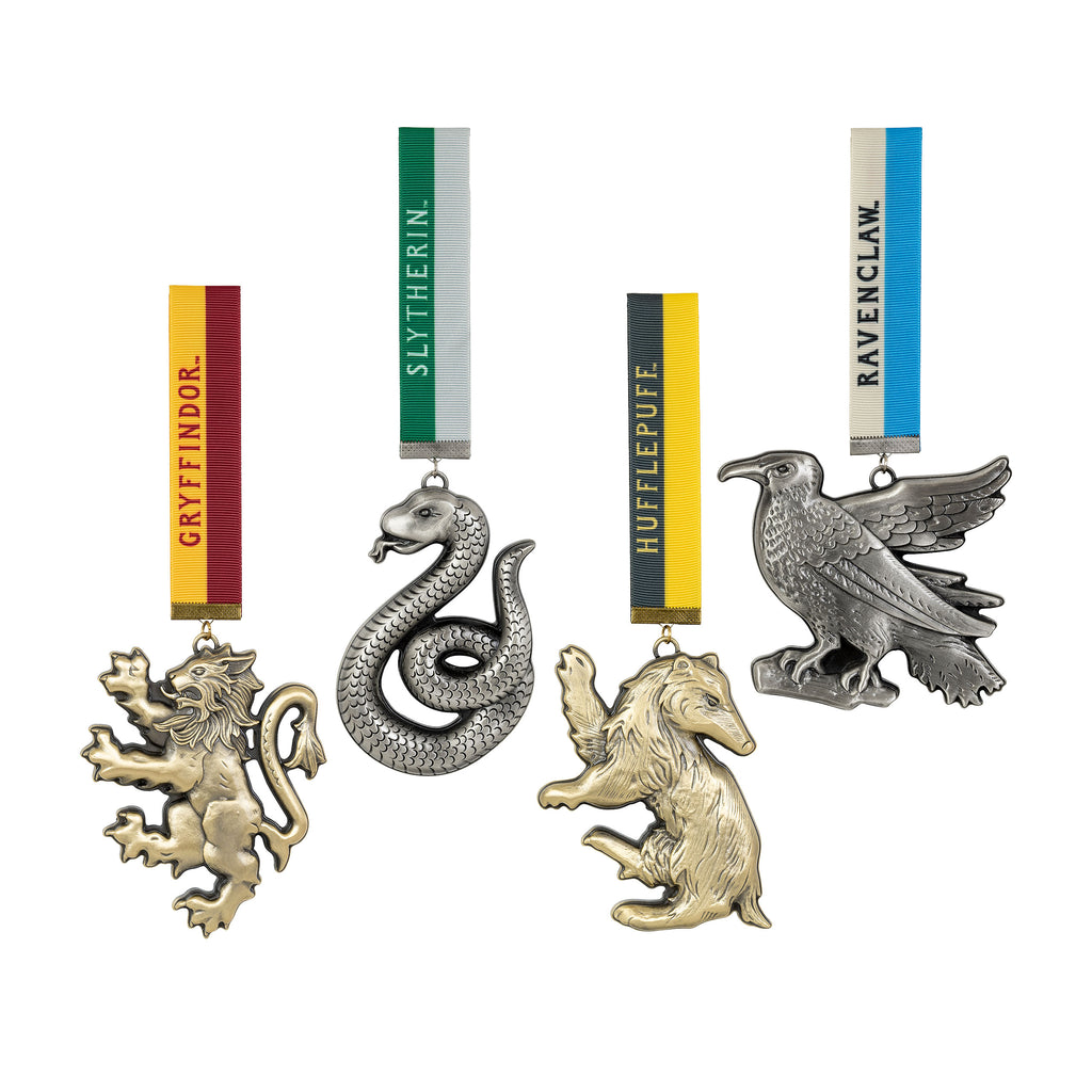 Imagen del producto Harry Potter - Conjunto de adornos de varitas de Hogwarts de 4 piezas