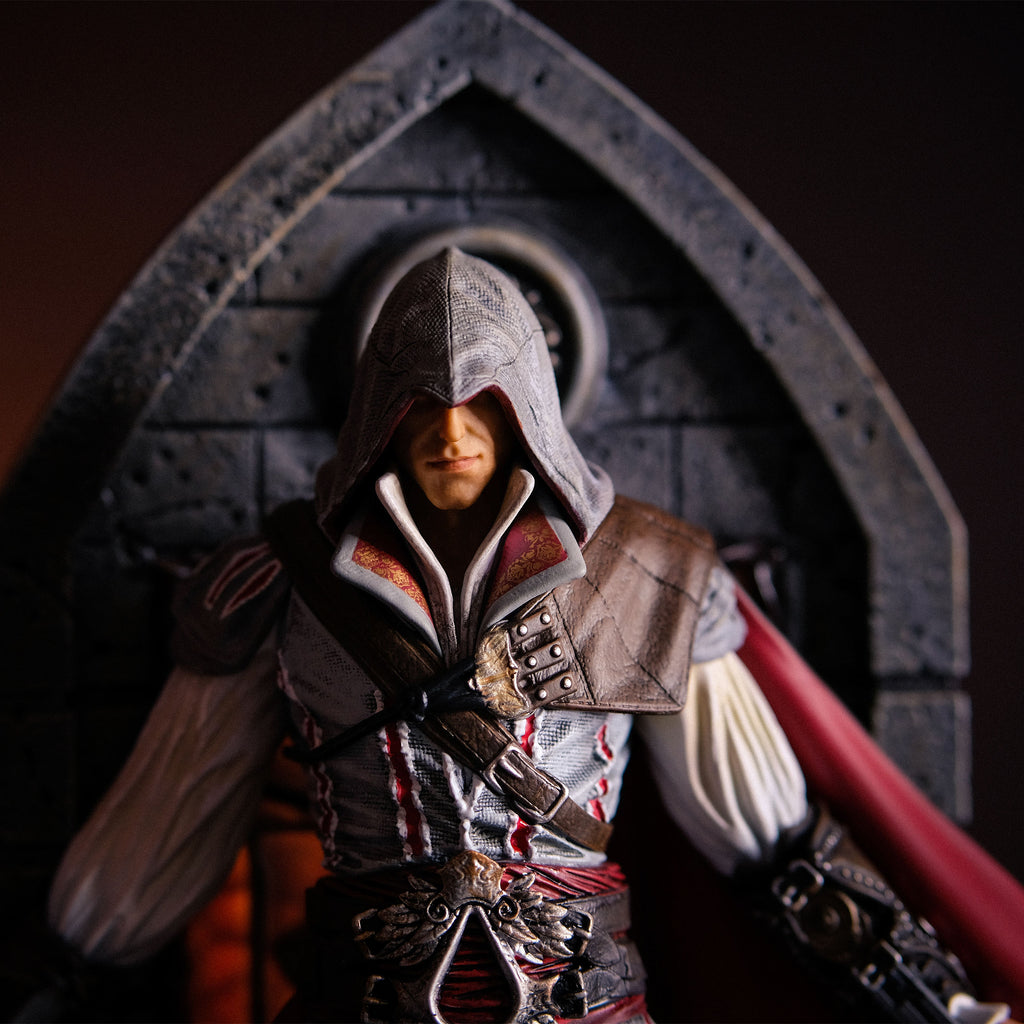 Imagen del producto Assassin's Creed - Figura de Ezio Auditore a escala de arte de lujo de 31 cm