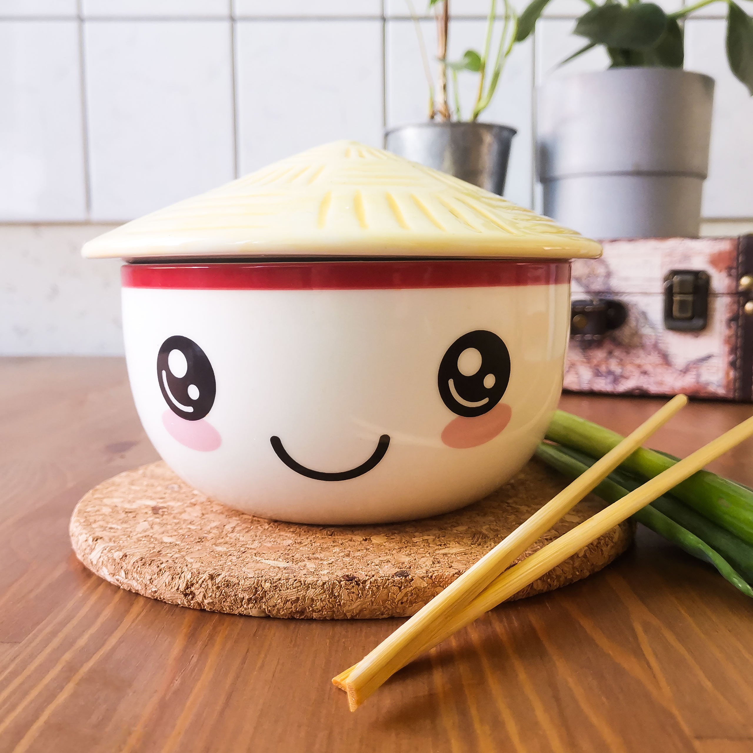 Imagen del producto Cuenco Kawaii con tapa para fans del Anime