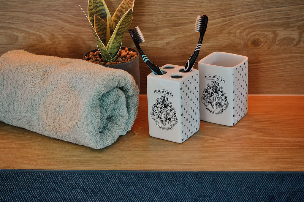 Imagen del producto Harry Potter - Set de baño de 4 piezas con el escudo de Hogwarts