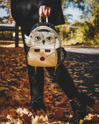 Imagen del producto Harry Potter - Hedwig con Mini Mochila de Carta de Hogwarts