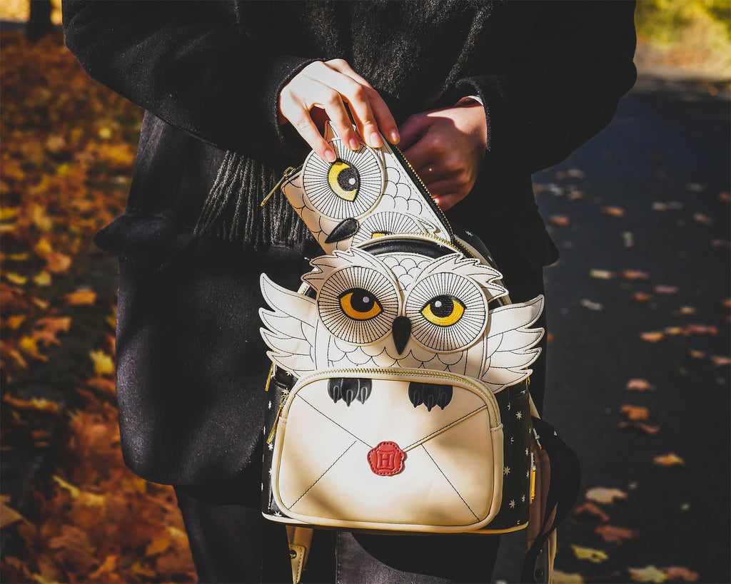 Imagen del producto Harry Potter - Hedwig con cartera de carta de Hogwarts