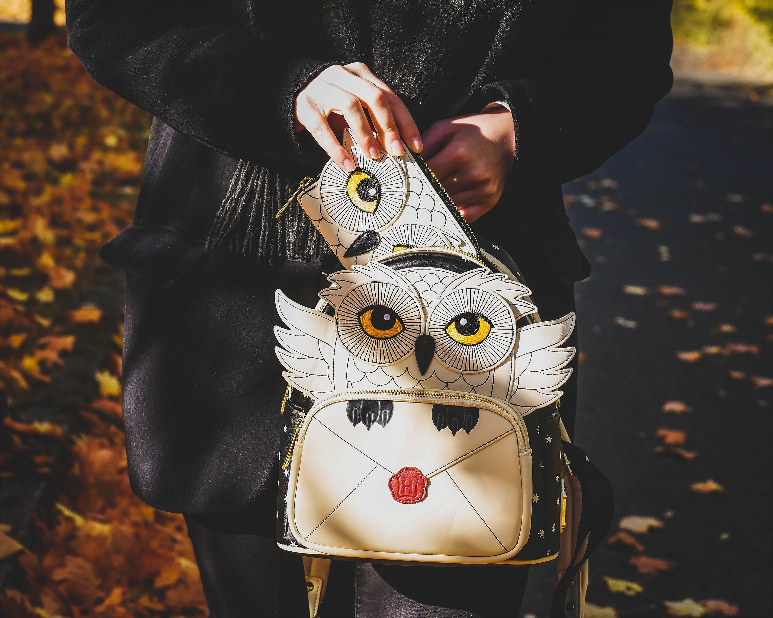 Imagen del producto Harry Potter - Hedwig con cartera de carta de Hogwarts