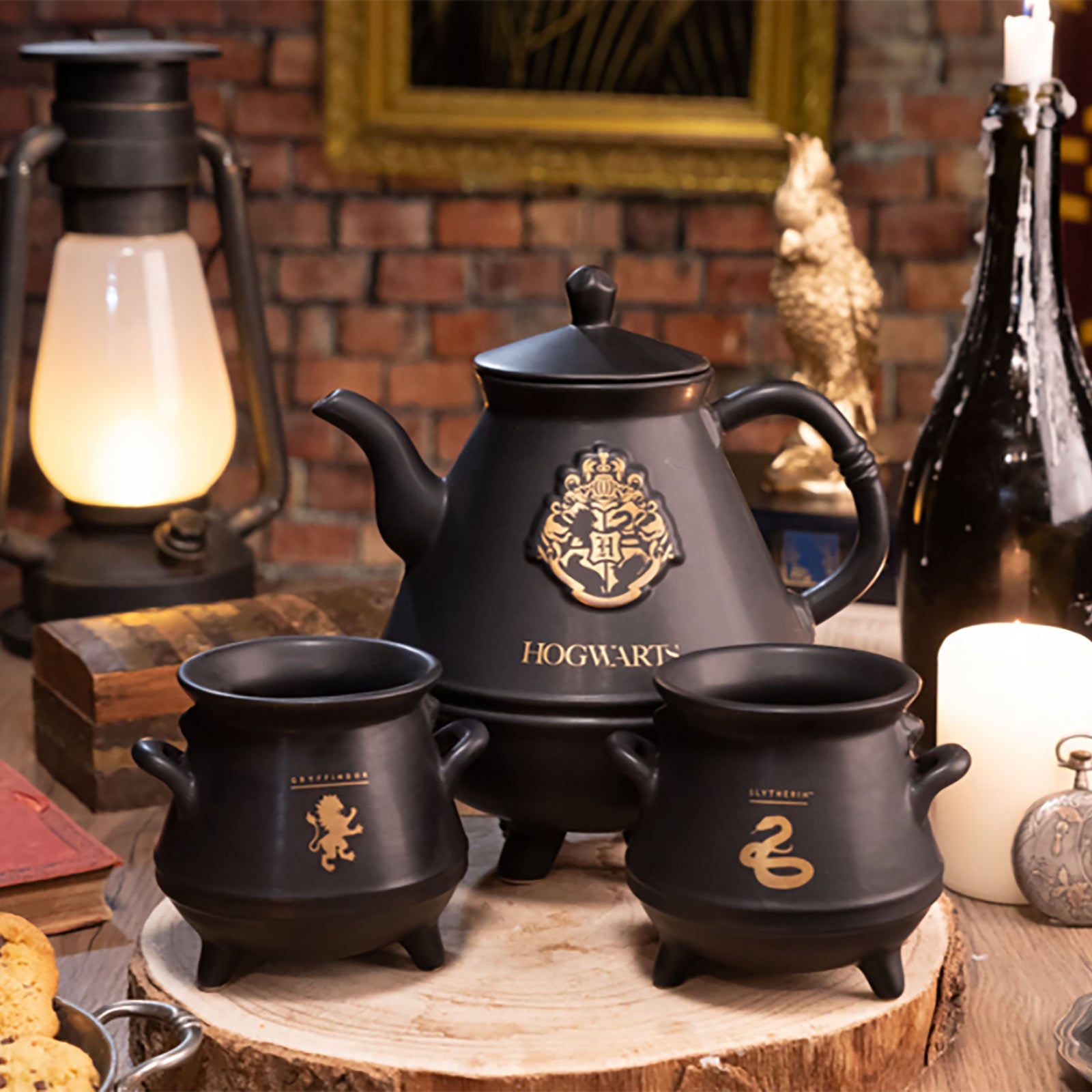 Imagen del producto Harry Potter - Set de té de caldero con escudo de Hogwarts