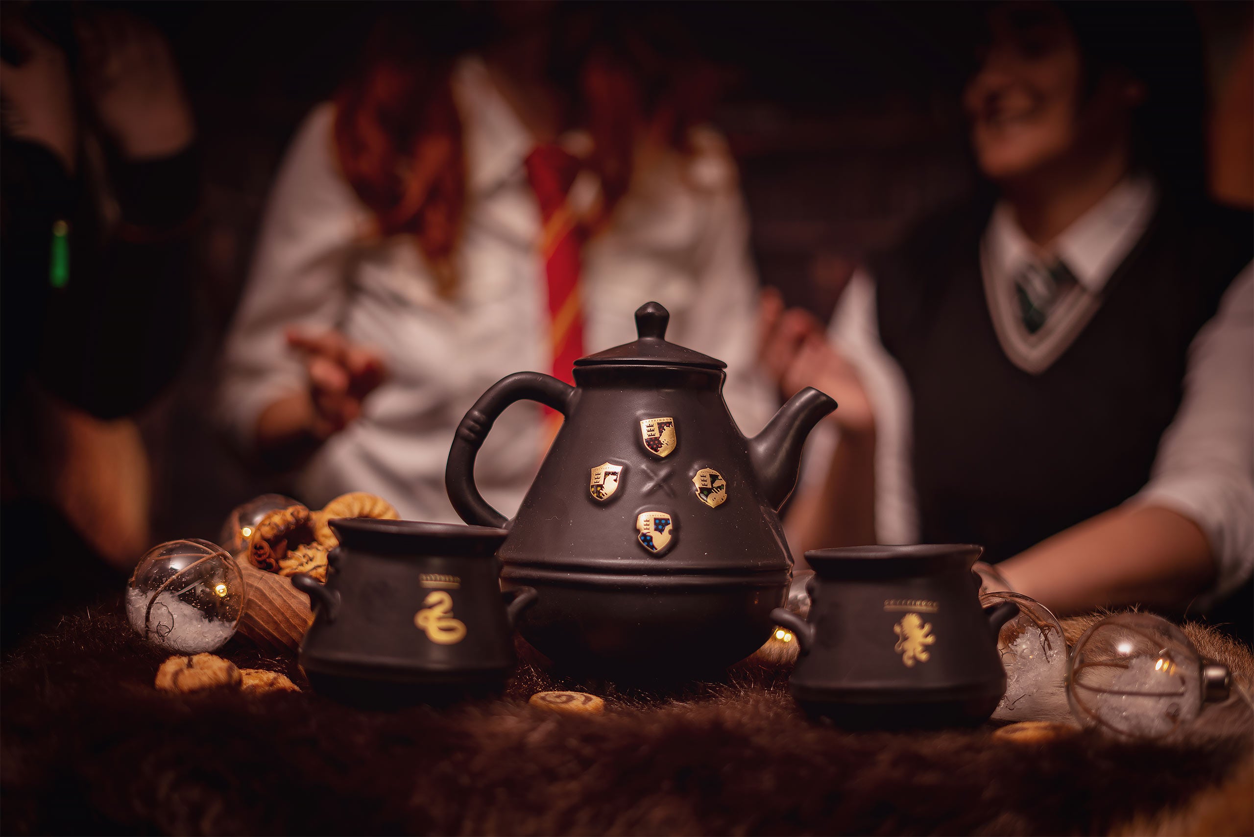 Product image Harry Potter - Hogwarts Crest Cauldron Tea Set