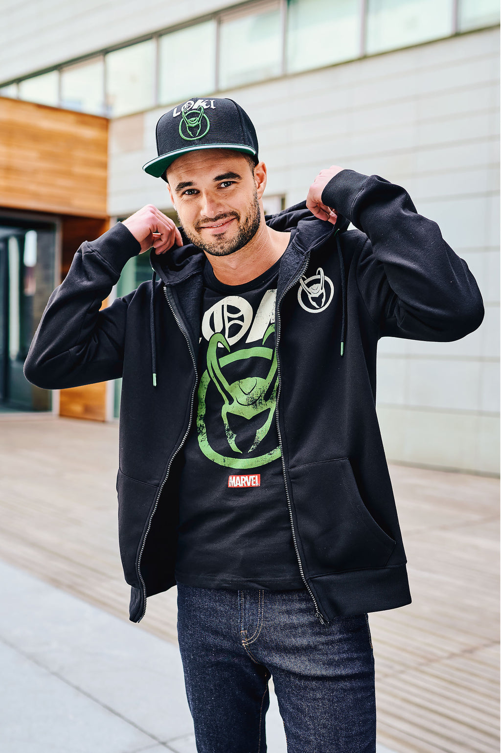 Product image Loki - Logo Badge Snapback Cap