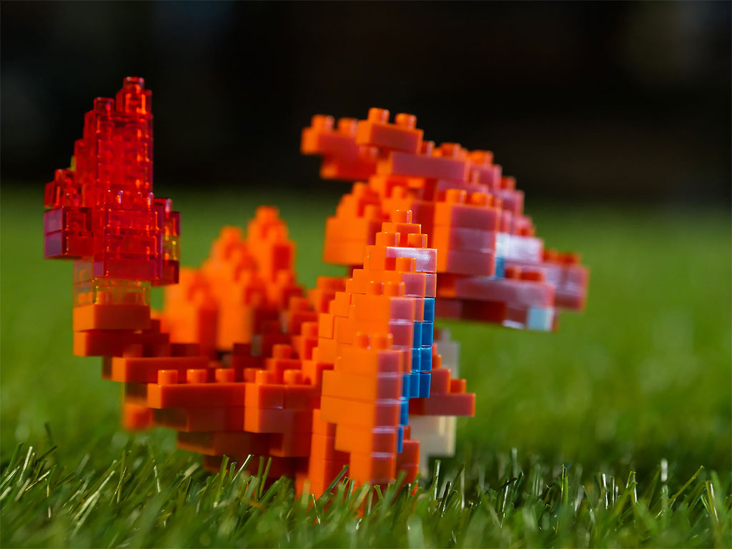 Imagen del producto Pokemon - Figura mini de bloques de construcción de Charizard nanoblock