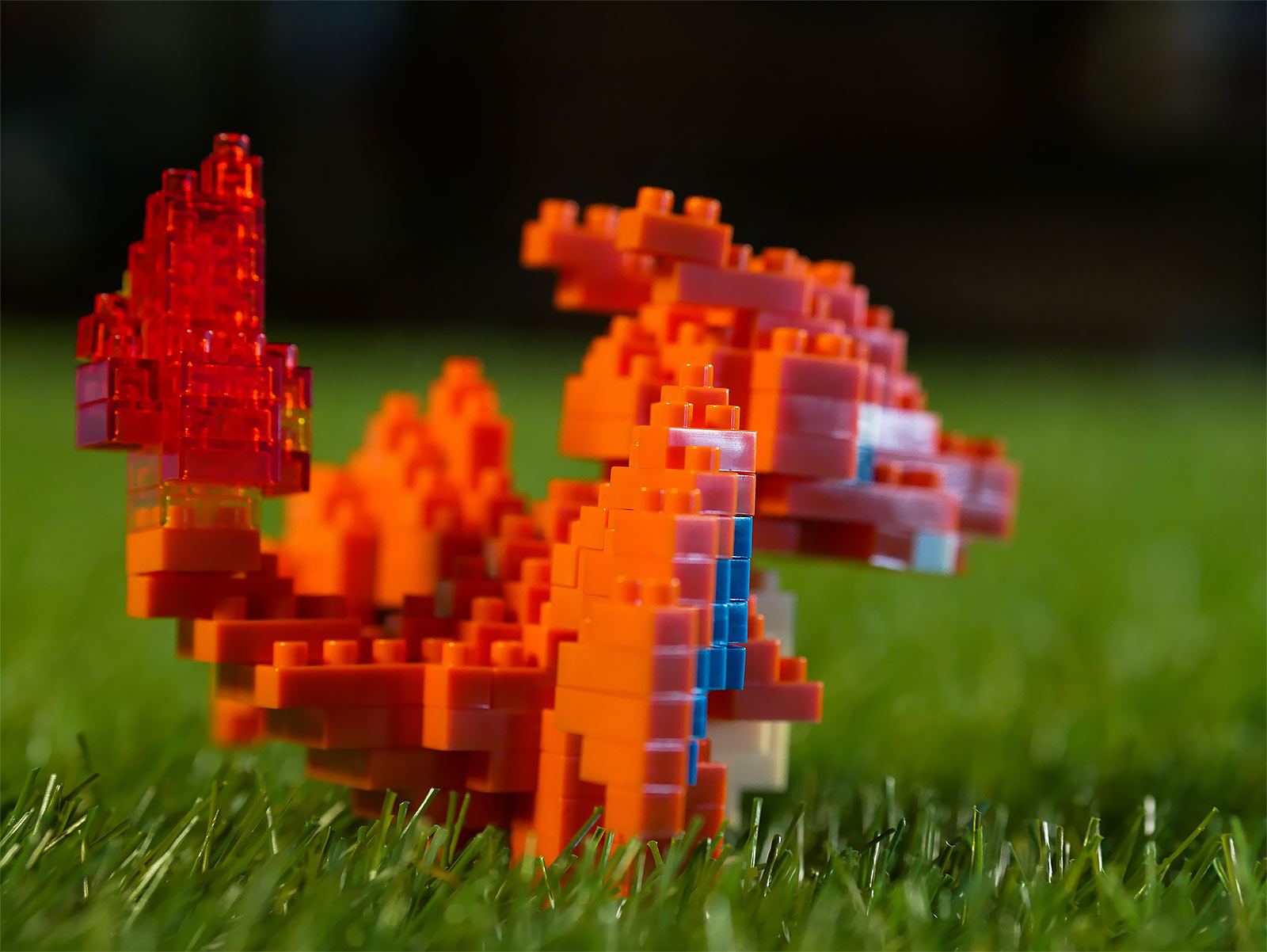 Imagen del producto Pokemon - Figura mini de bloques de construcción de Charizard nanoblock