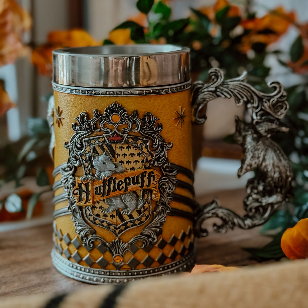 Product image Harry Potter - Hufflepuff Logo Deluxe Mug