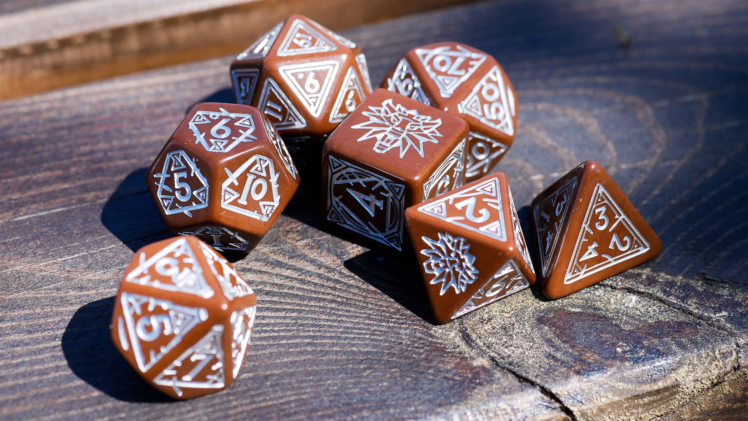 Imagen del producto Witcher - Geralt Compañero de Roach RPG Set de Dados 7 piezas con Moneda de Colección