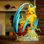 Imagen del producto Pokemon - Estatua Deluxe de Pikachu Aniversario con función de luz 32 cm