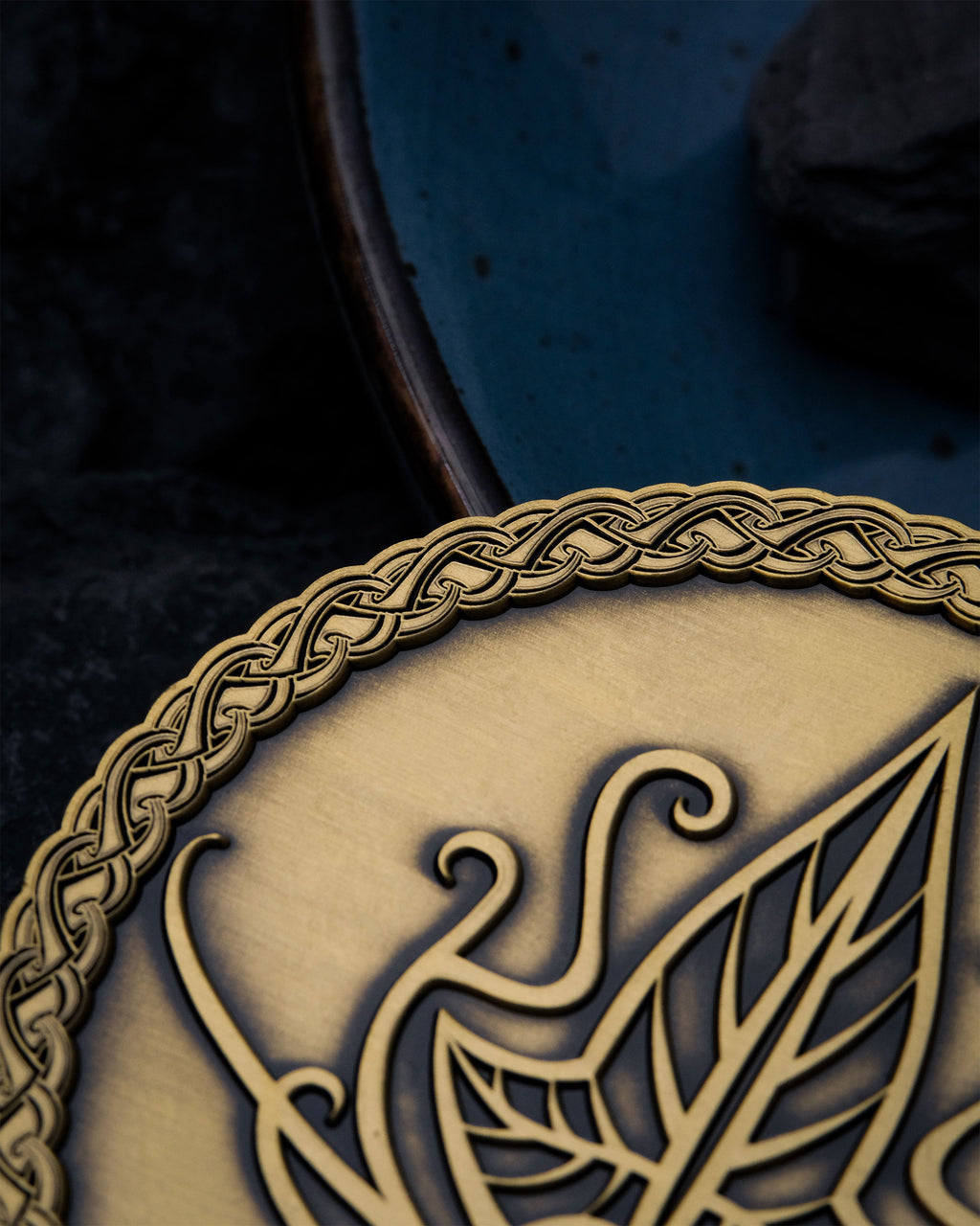 Imagen del producto El Señor de los Anillos - Moneda Coleccionable Broche de Hoja