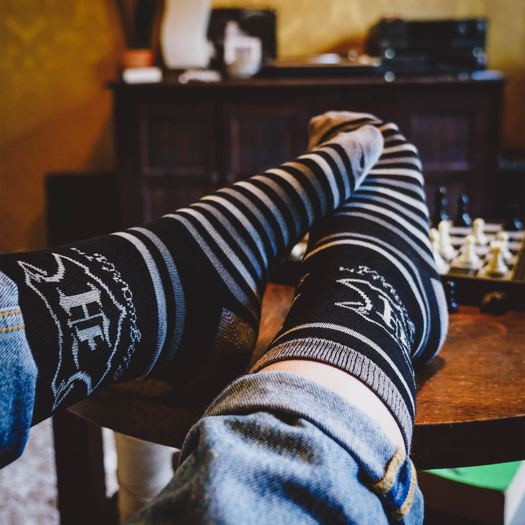 Imagen del producto Conjunto de 3 calcetines de Hogwarts en caja de regalo - Harry Potter