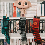 Imagen del producto Conjunto de 3 calcetines de Hogwarts en caja de regalo - Harry Potter