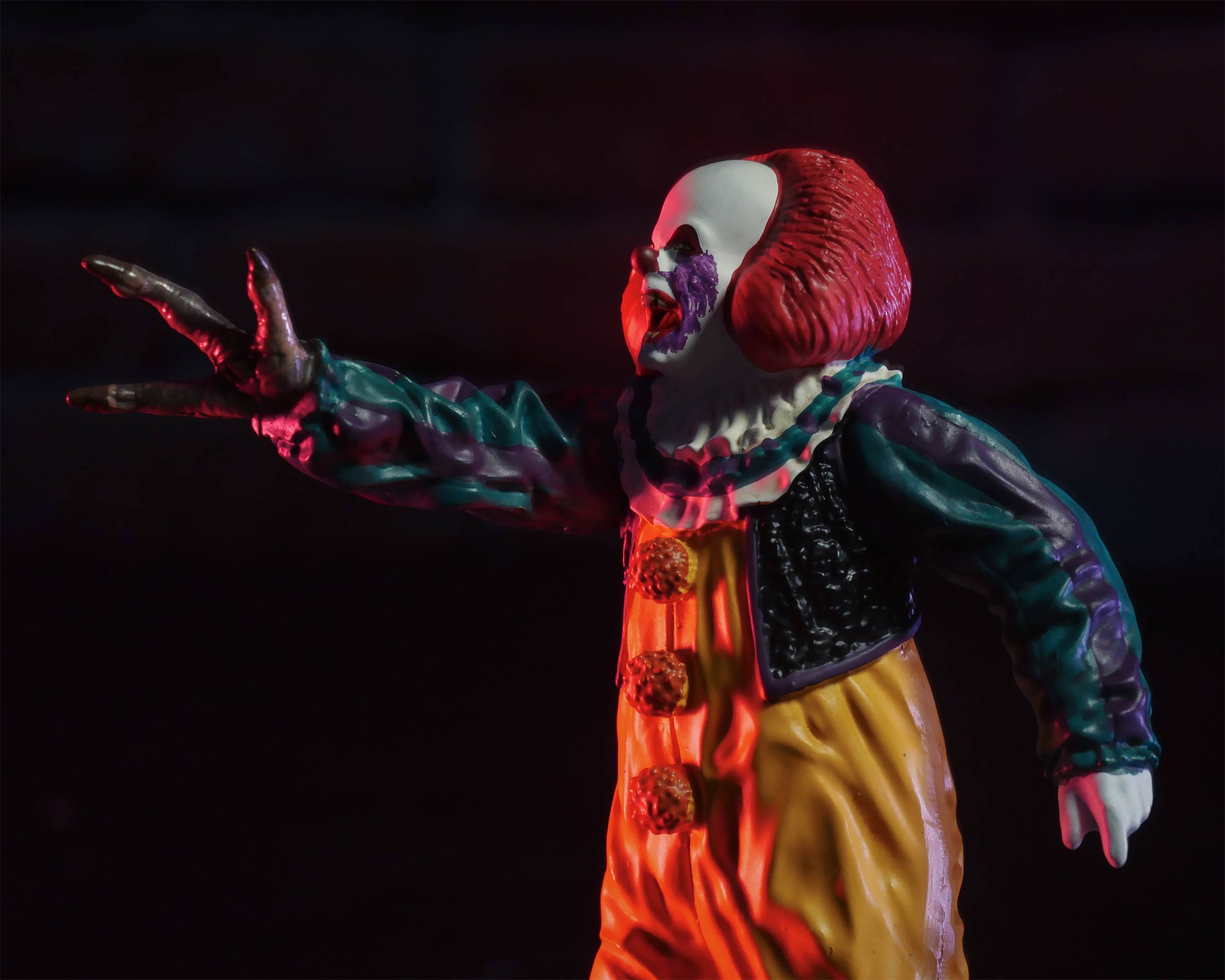 Imagen del producto Stephen Kings IT - Figura de metal Pennywise 1990