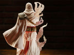 Imagen del producto Assassin's Creed - Figura de Ezio Maestro Asesino de 25 cm