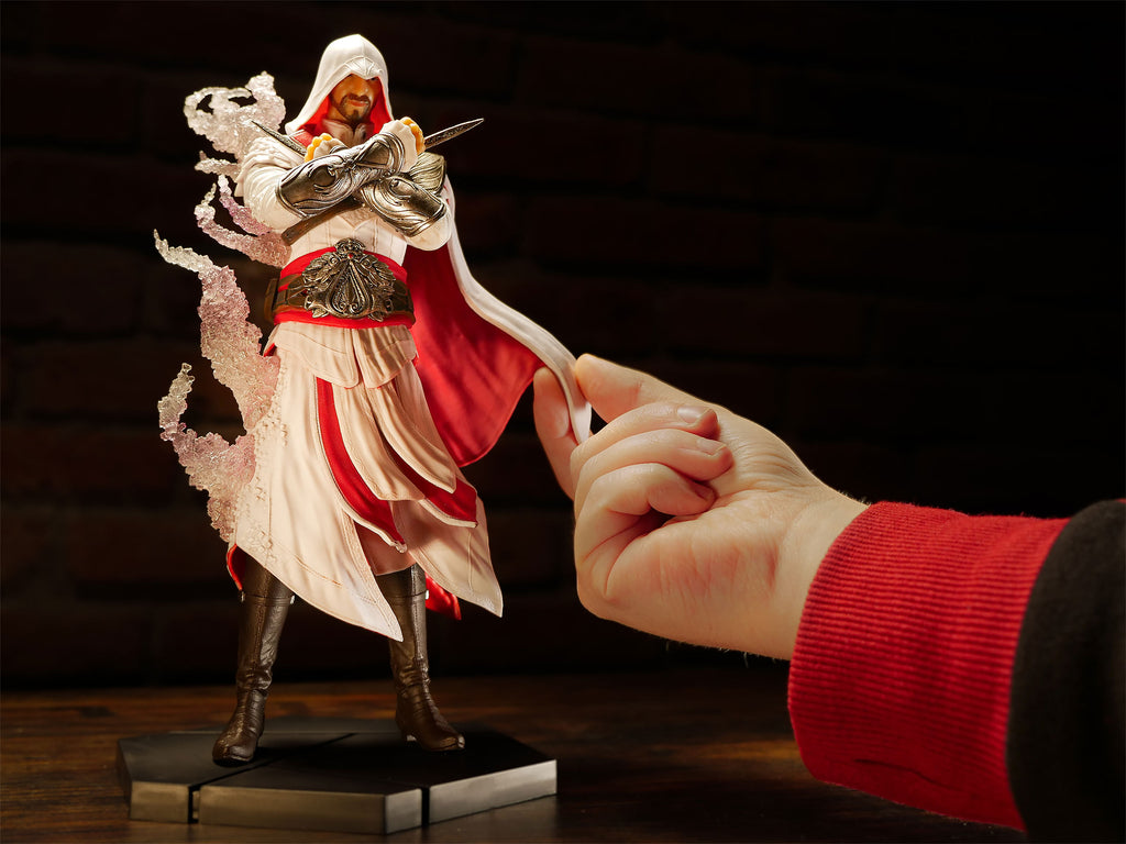 Imagen del producto Assassin's Creed - Figura de Ezio Maestro Asesino de 25 cm