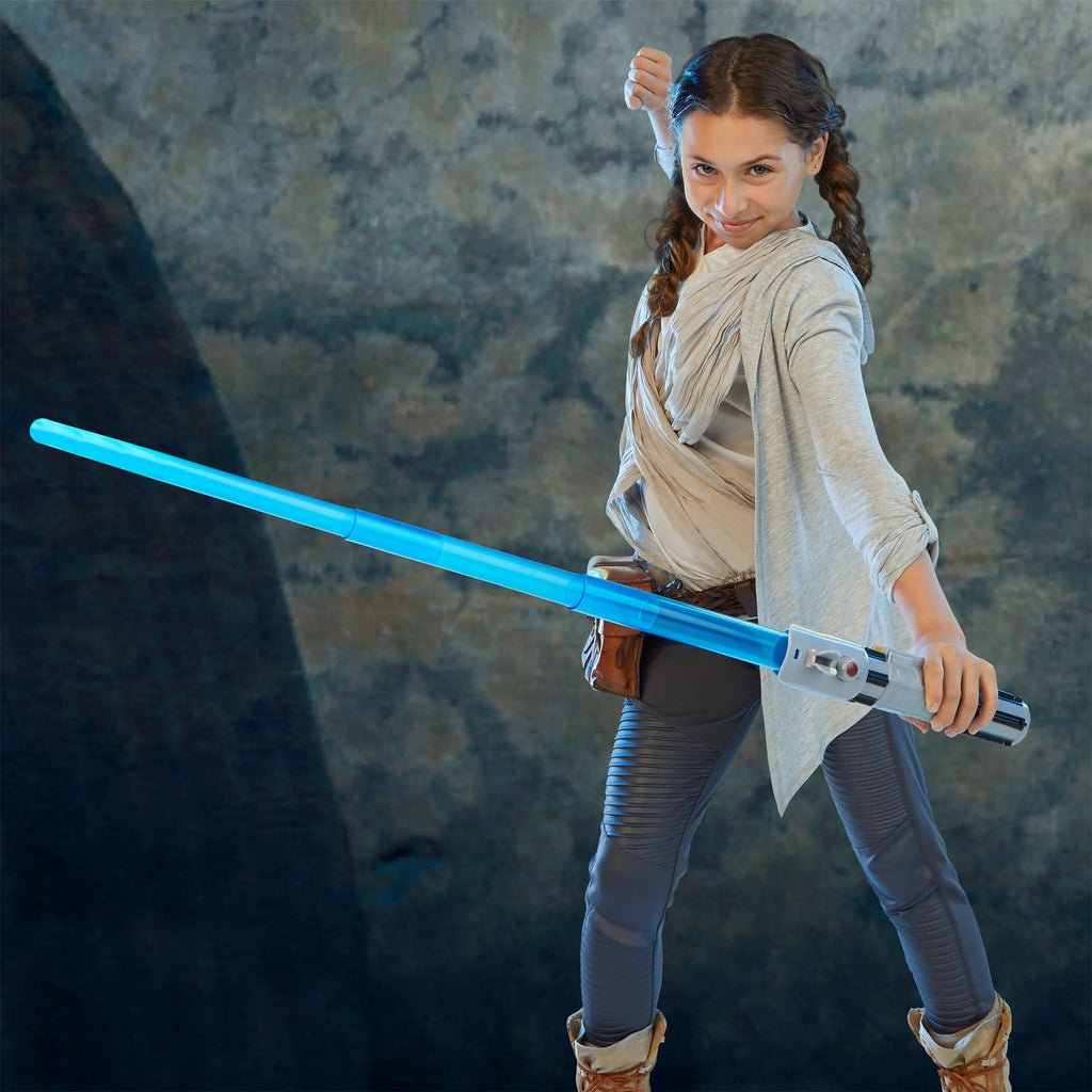 Imagen del producto Star Wars - Luke Skywalker Forge Sable de Luz con Efecto de Luz y Sonido
