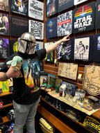 Imagen del producto Camiseta negra Through The Galaxy - Star Wars Mandalorian