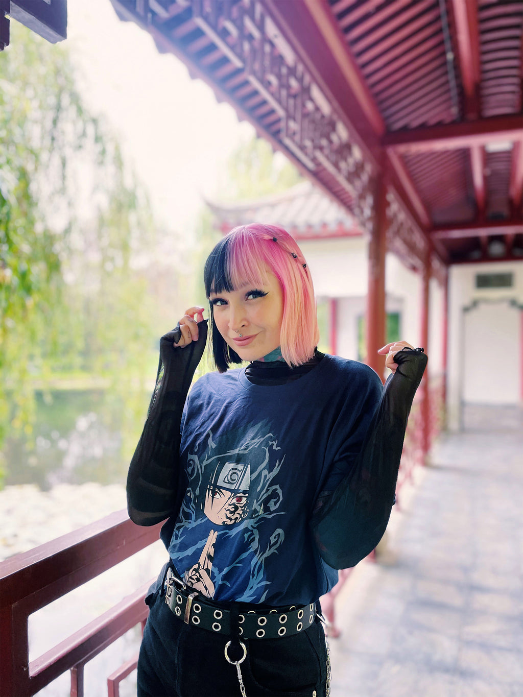 Imagen del producto Naruto - Camiseta azul de Sasuke Uchiha