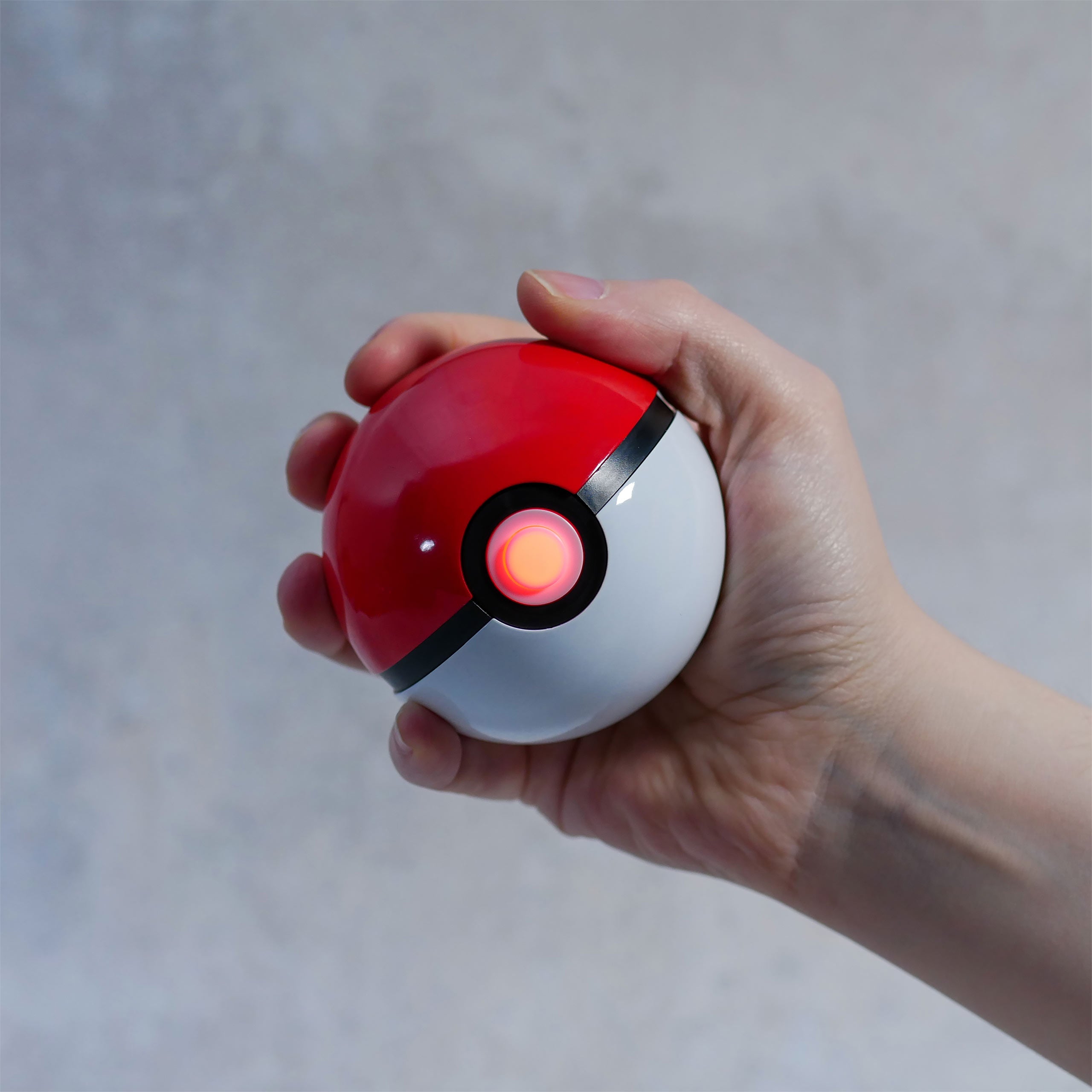 Imagen del producto Pokemon - Réplica de Pokeball con luz