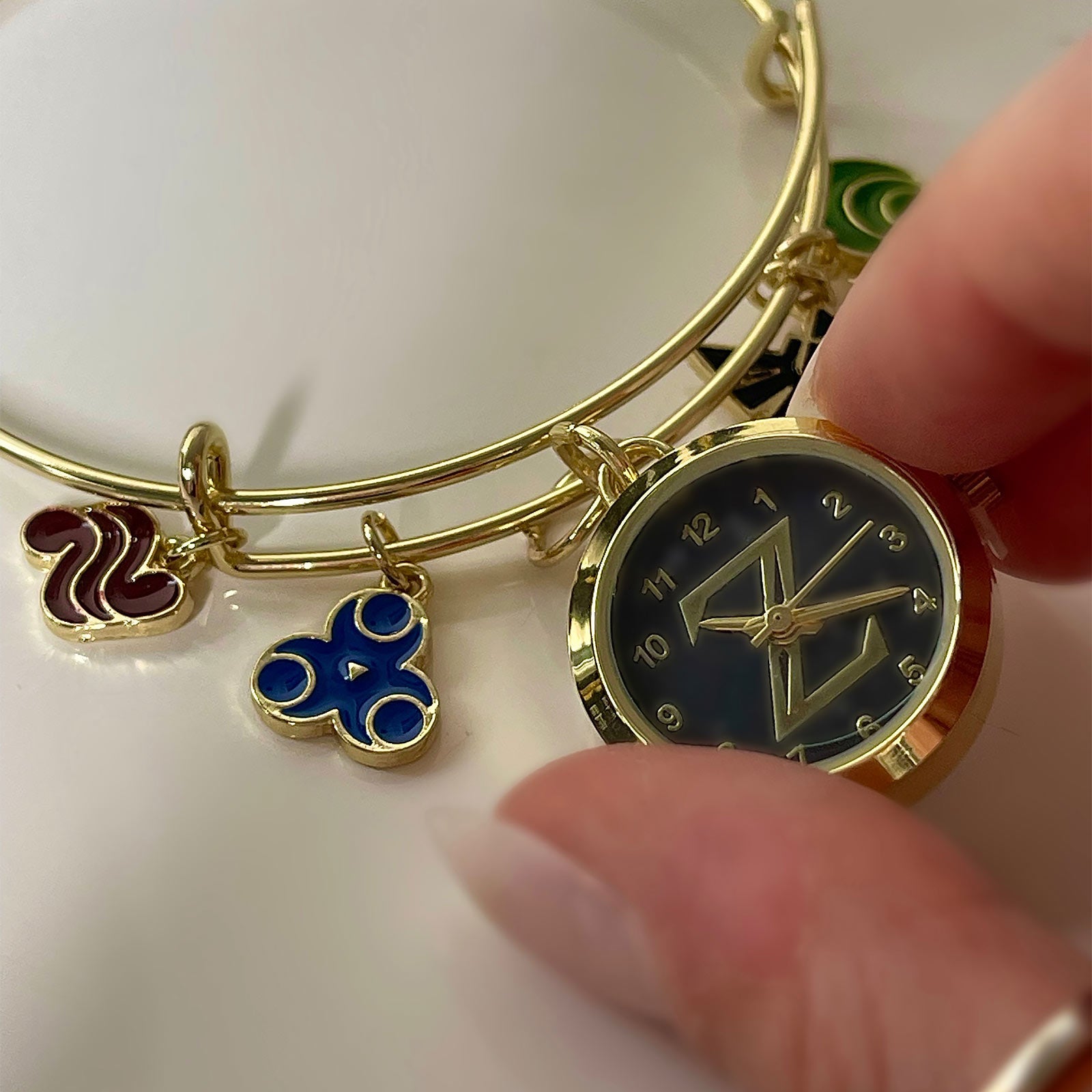 Imagen del producto Zelda - Pulsera Charm con Símbolos y Reloj