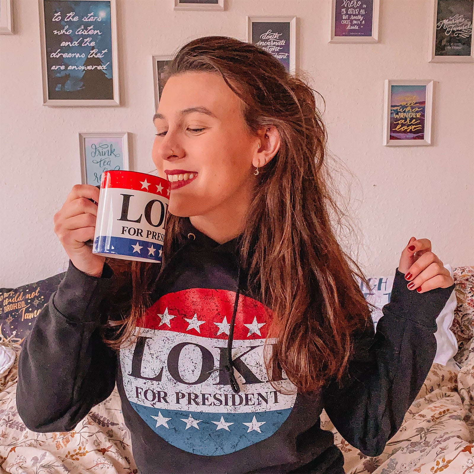 Imagen del producto Sudadera con capucha For President para fans de Loki negro