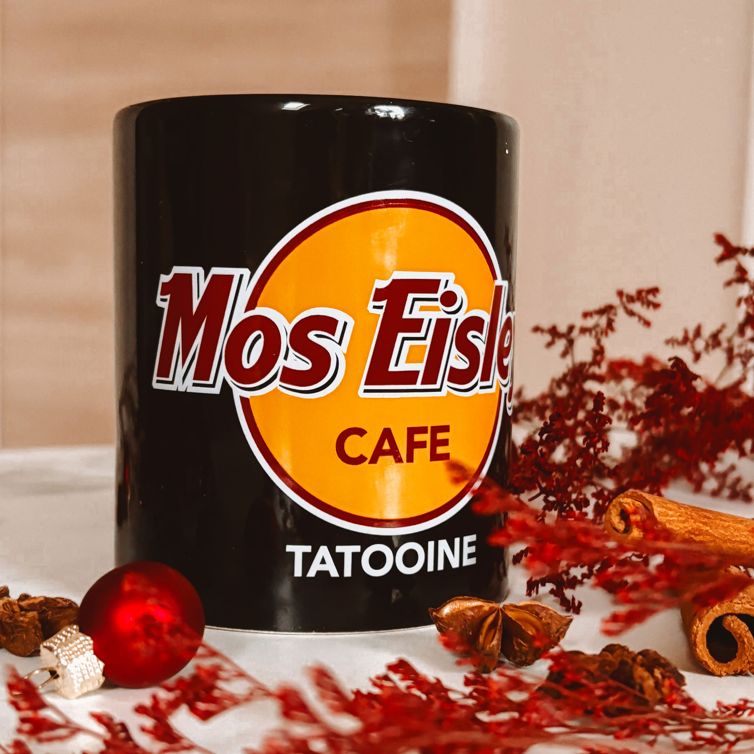 Imagen del producto Taza del Café Mos Eisley para fans de Star Wars negra