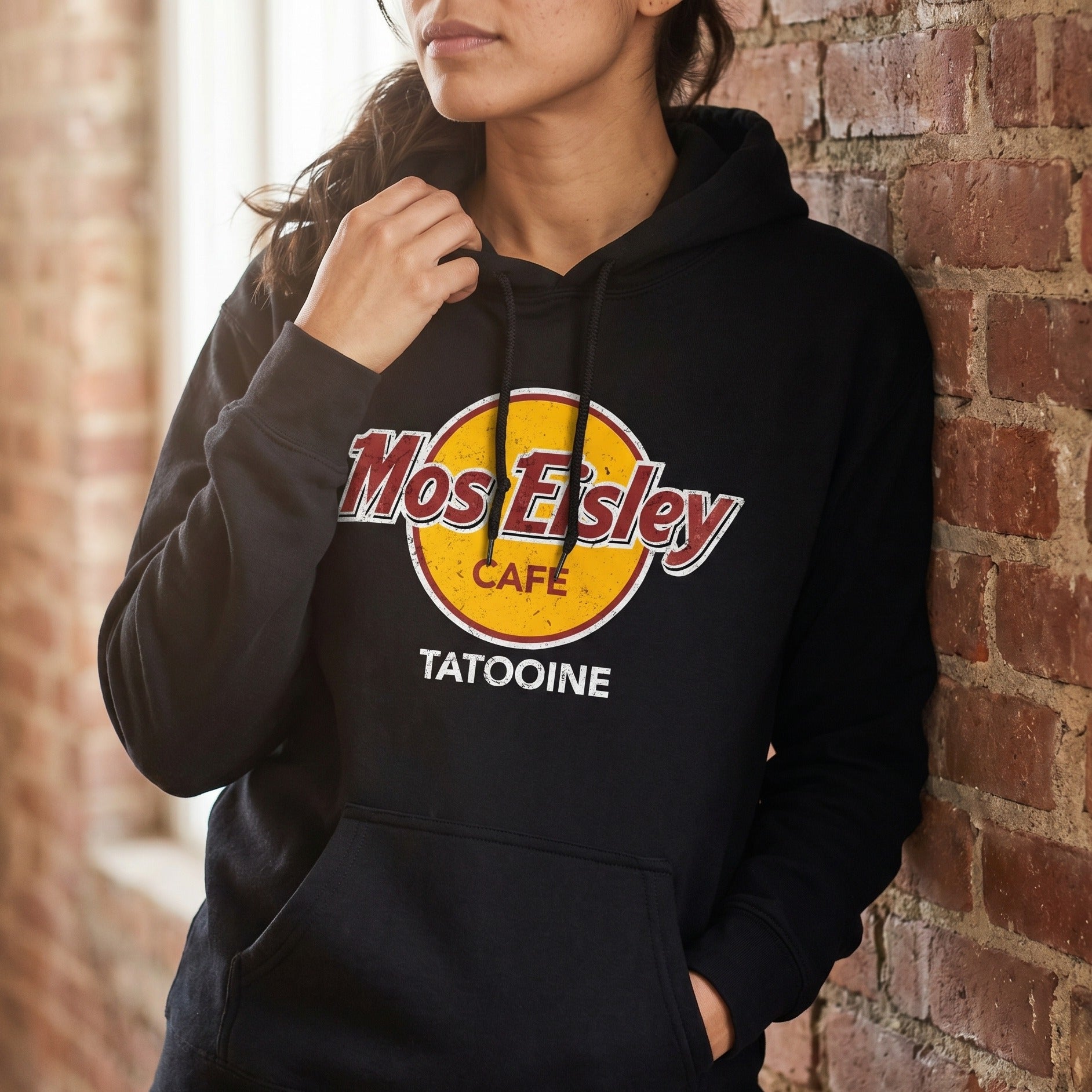 Imagen del producto Sudadera con capucha Mos Eisley Cafe para fans de Star Wars negro