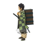 Imagen del producto Demon Slayer - Figura de Tanjiro Kamado con caja de Nezuku de 16,5 cm