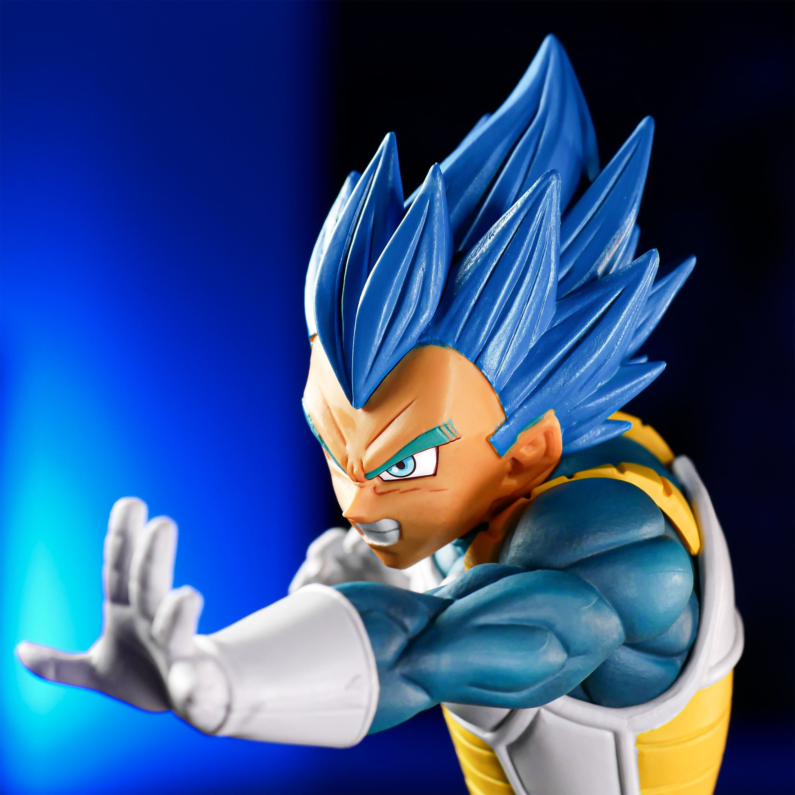Imagen del producto Dragon Ball Super - Figura de Evolución SSGSS Vegeta 21,3 cm
