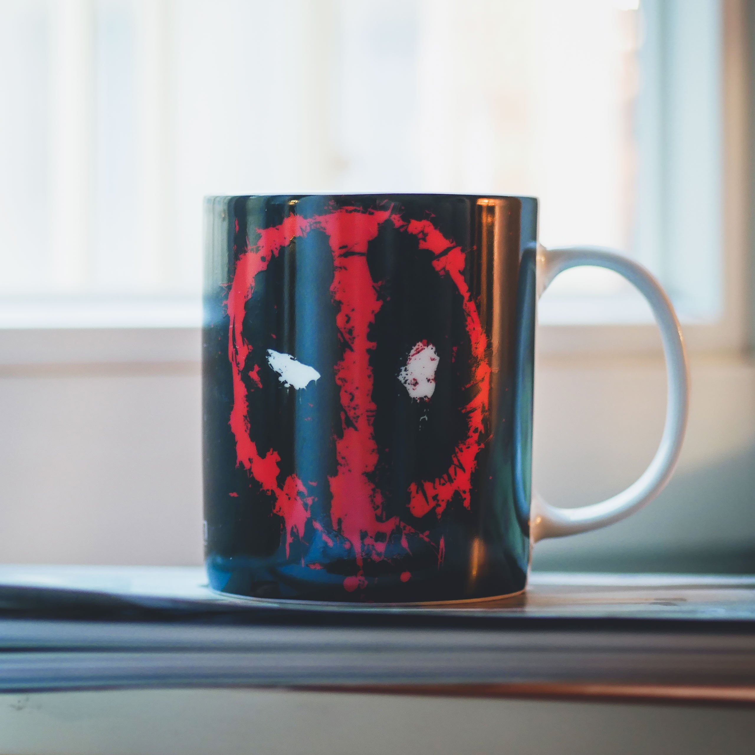 Imagen del producto Deadpool - Taza con logo de salpicadura