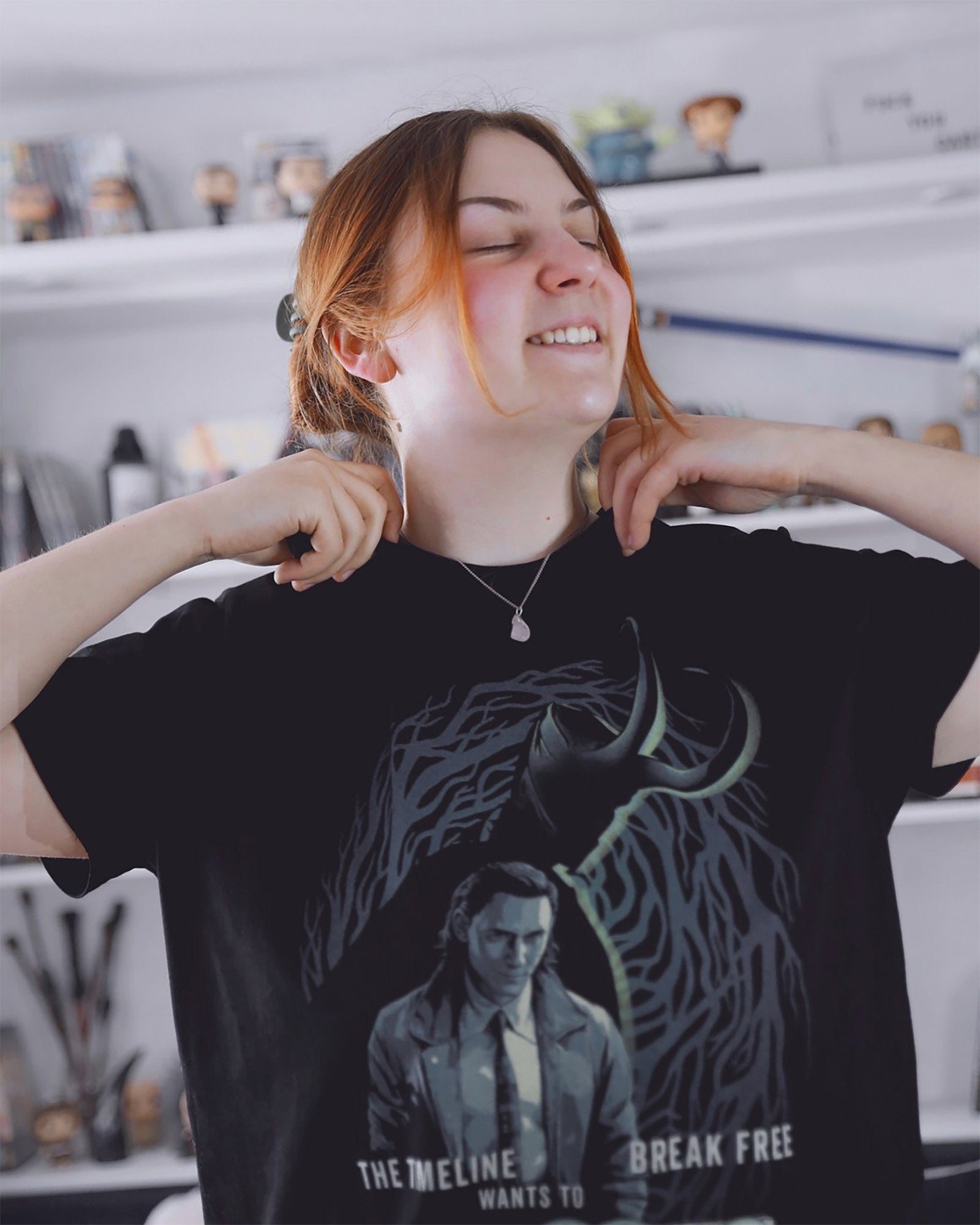 Imagen del producto Loki - Camiseta Break Free negra