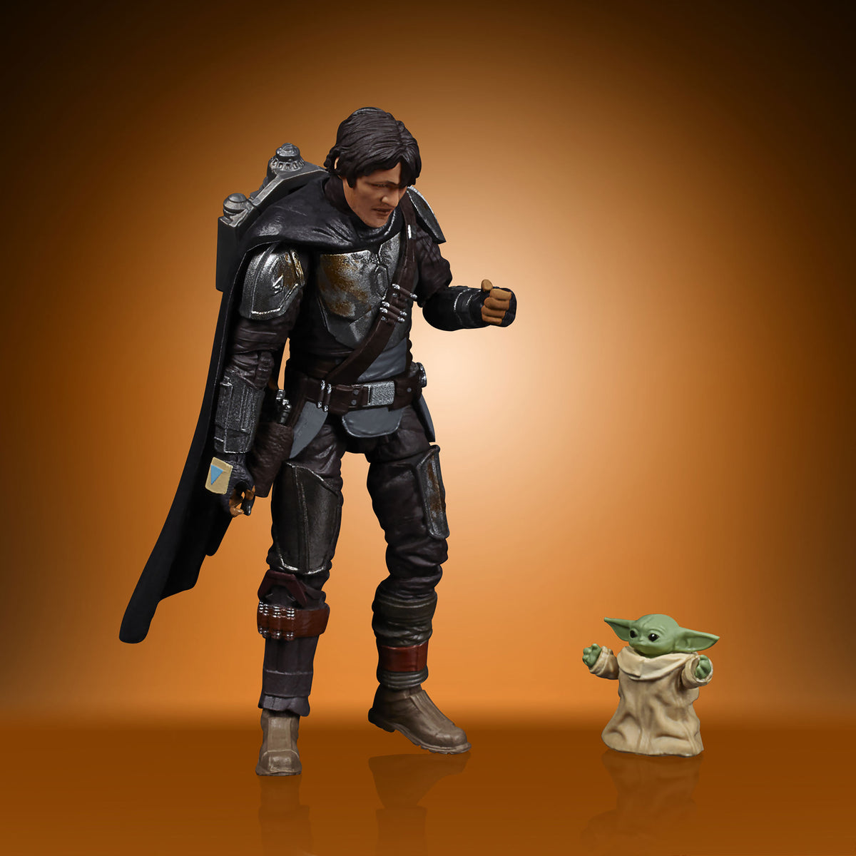 Imagen del producto Figura de acción de Din Djarin con Grogu 10 cm - Star Wars The Mandalorian