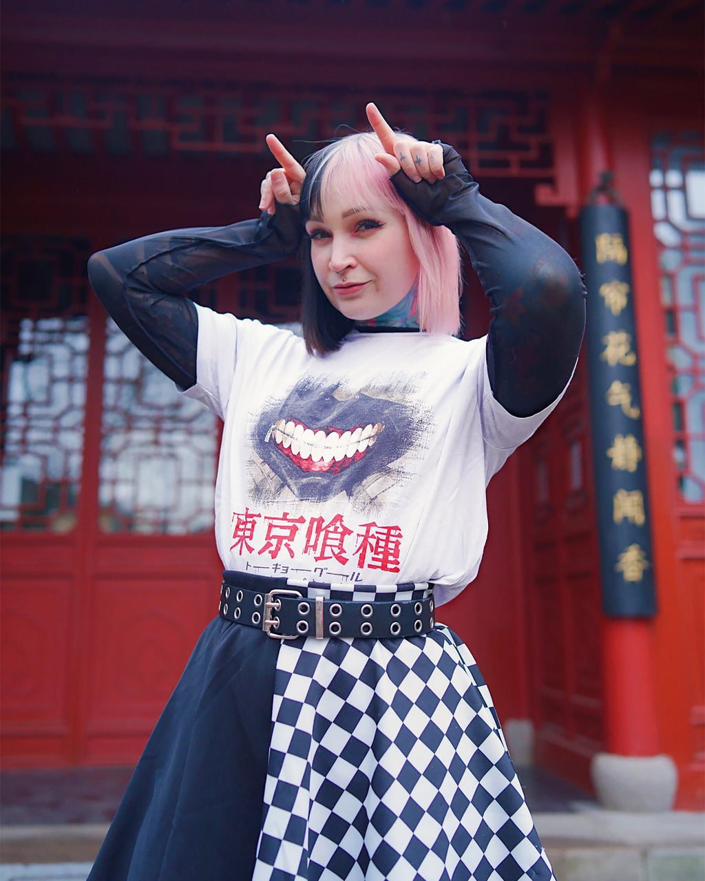 Imagen del producto Tokyo Ghoul - Camiseta de máscara raspada blanca