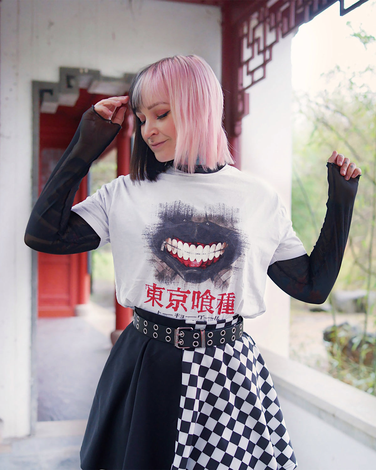 Imagen del producto Tokyo Ghoul - Camiseta de máscara raspada blanca